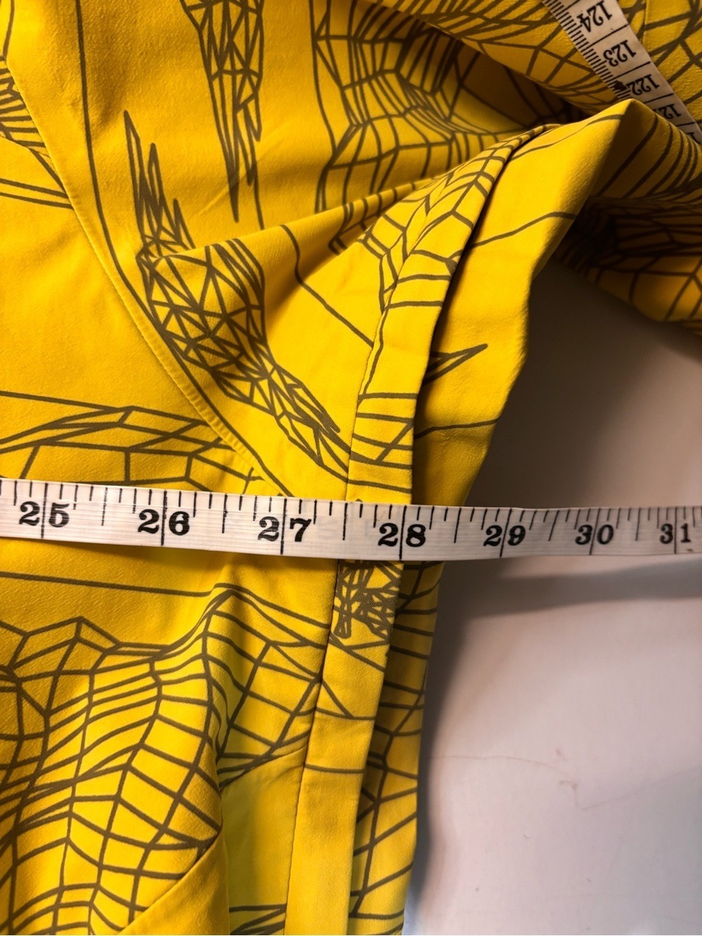 Burton AK 3L Sqwawk Softshell Yellow Printed Jacket, size XXL - Picture 12 of 16
